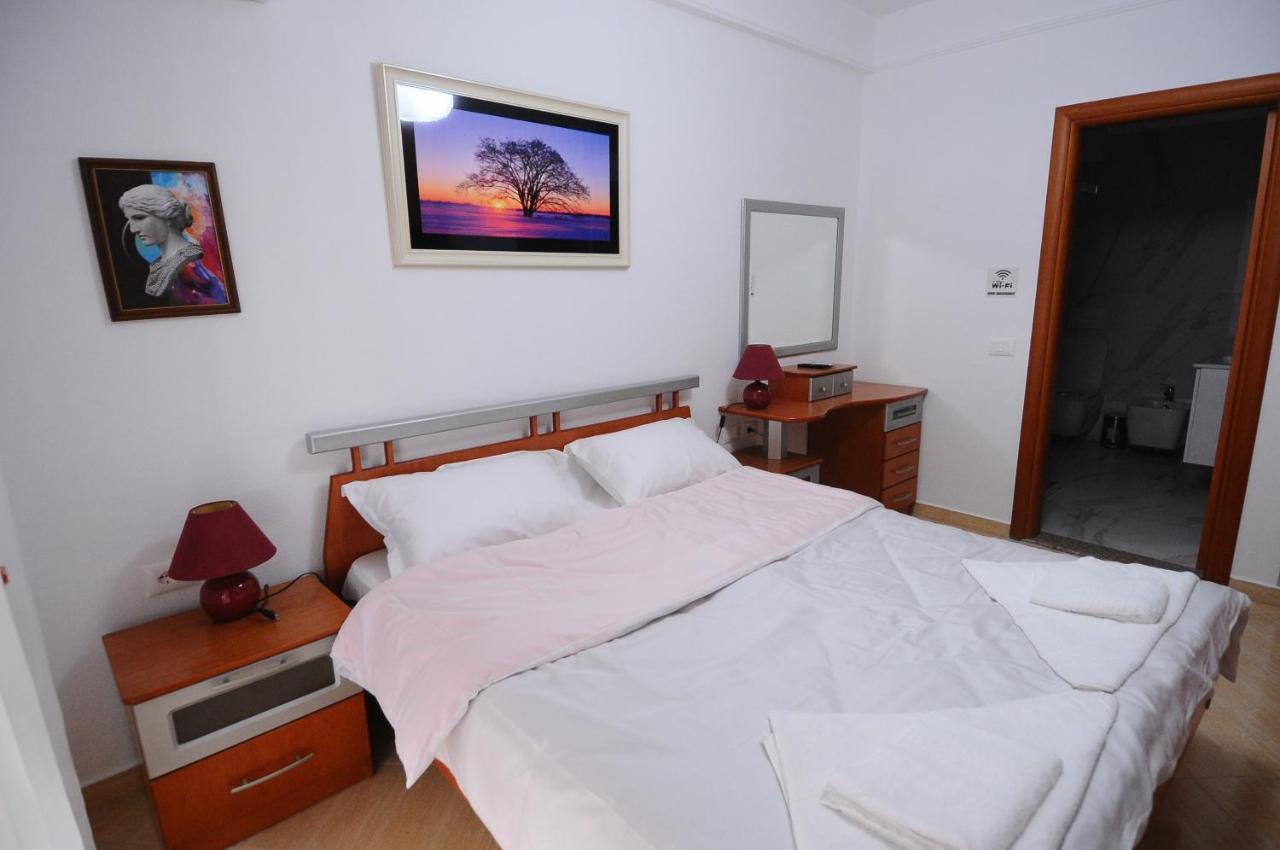 Center Tirana Apartment Kültér fotó